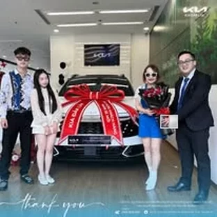 Kia Đắk Lắk - Hoạt động giới thiệu xe và tư vấn trực tiếp.