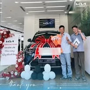 Kia Đắk Lắk - Khoảnh khắc giao xe Kia tại khu vực Krông Pắc.