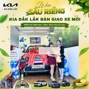 Kia Đắk Lắk - Khách hàng tham khảo xe thực tế tại Buôn Ma Thuột.